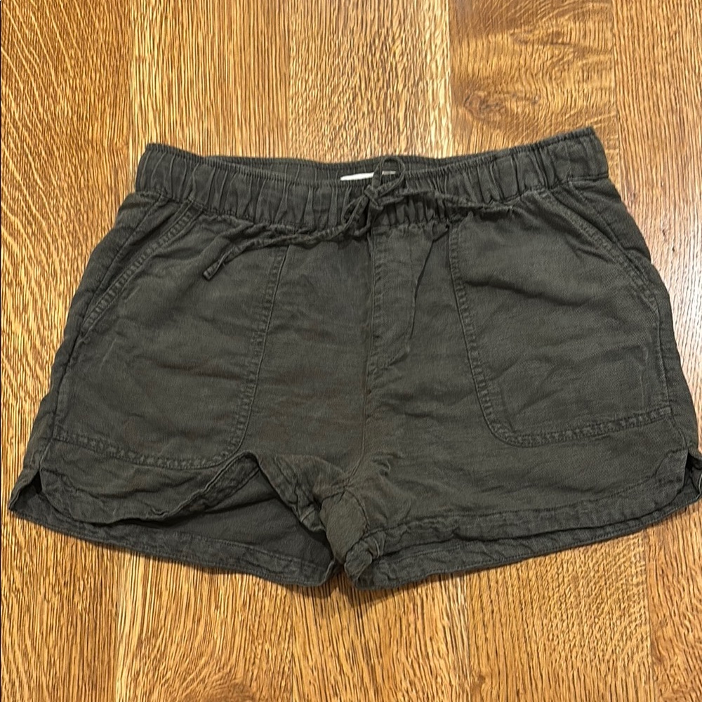 Cynthia Rowley Green Cargo Shorts Relaxed Fit